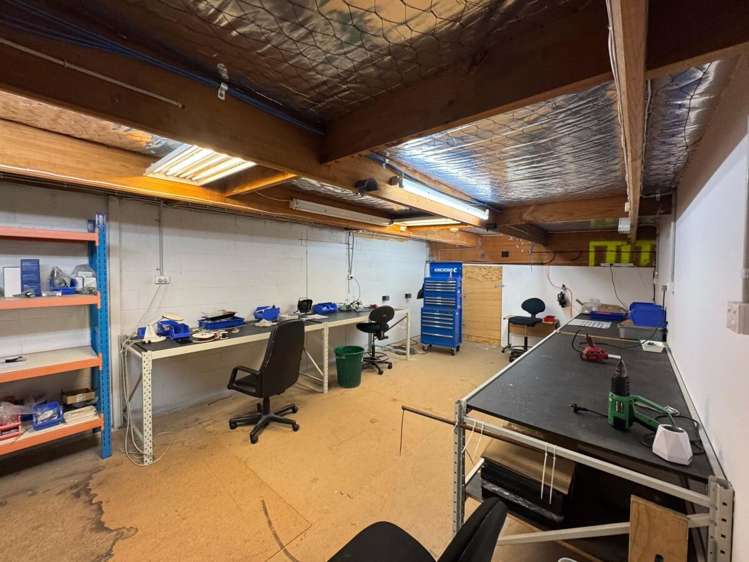 Unit 1 & 2 | 7 Old Wairoa Road Papakura_5