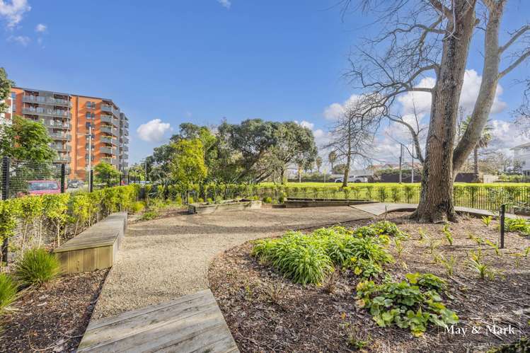 410/1817A Great North Road Avondale_18