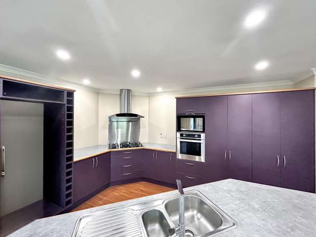 3 Brookside Close 10923_1