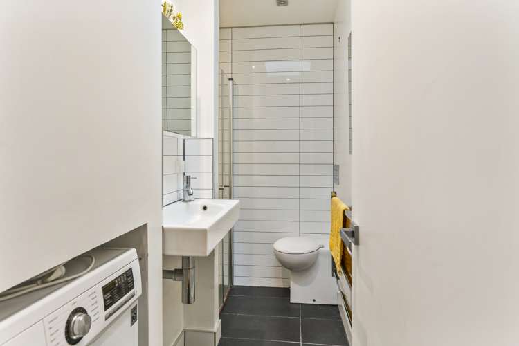 29 Douglas Street Mount Cook_5