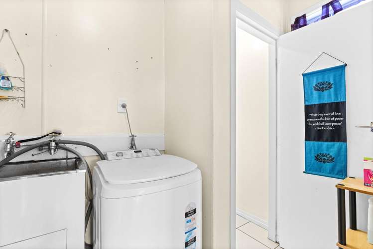 52 Fergusson Street Solway_13