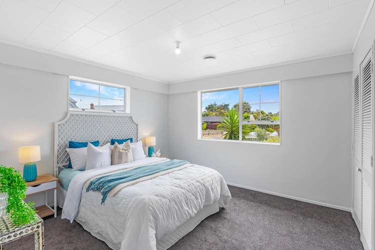 198 Tutere Street Waikanae Beach_13