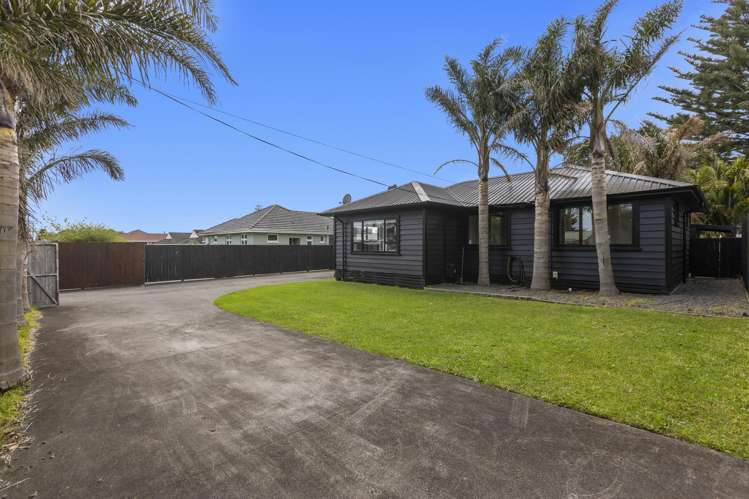 145 Seaview Road Westown_29