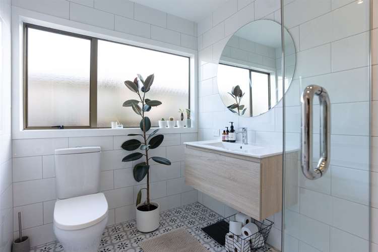 1/45 Unsworth Drive Unsworth Heights_17