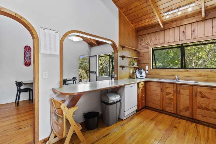 32 Mount Avenue Pauanui_6