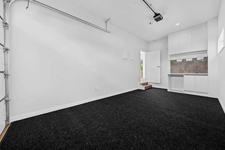 12 Hillview Avenue New Windsor_19