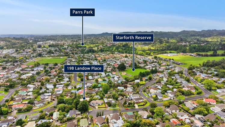 19b Landow Place (off Parrs Cross Road) Henderson_22