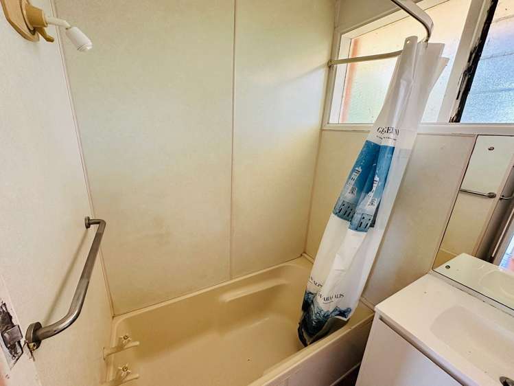 156 Sunset Road Totara Vale_6