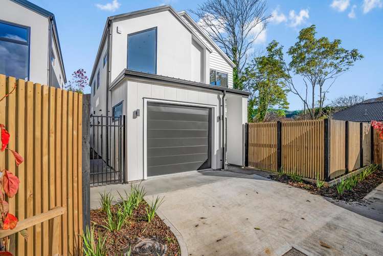 12/12 Marion Street_0