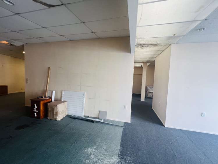 Upstairs/8 King Street Otahuhu_4