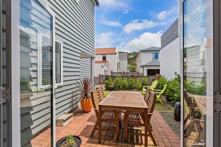 6/36 Dee Street Island Bay_4