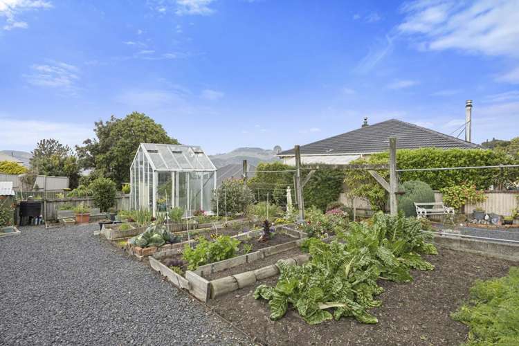 27 Harrington Street Port Chalmers_10