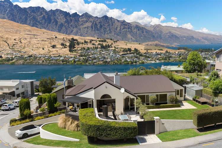 66 Hensman Road Queenstown_32