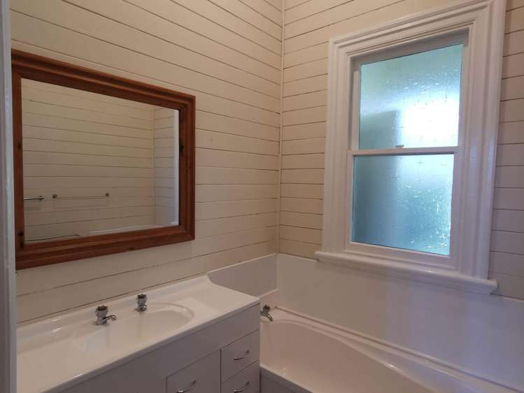 20 Makomako Street Pongaroa_15