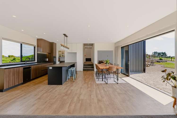 90 King Road Inglewood_8