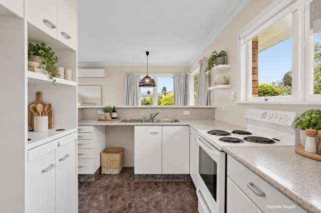 31 Glenn Terrace Otumoetai_3