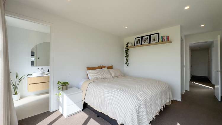 66 Reid Road Ngahinapouri_17