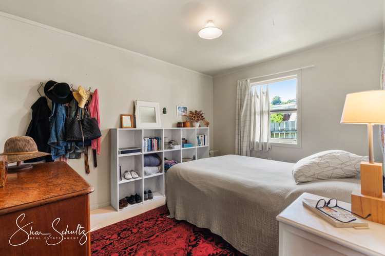 10 Regent Street Whakapirau_15