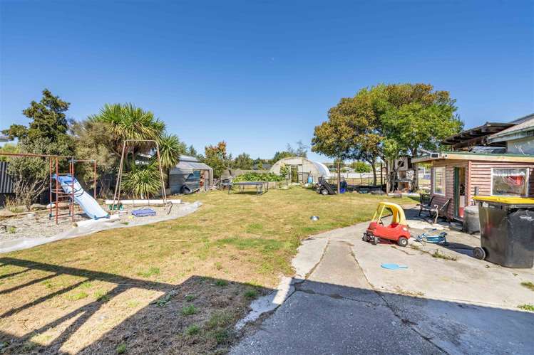 13 Waverley Street Gore Surrounds_16