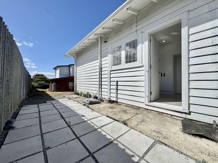 3157 Great North Road New Lynn_26