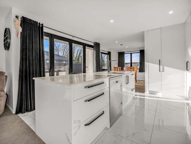 15b Strowan Avenue Elgin_3