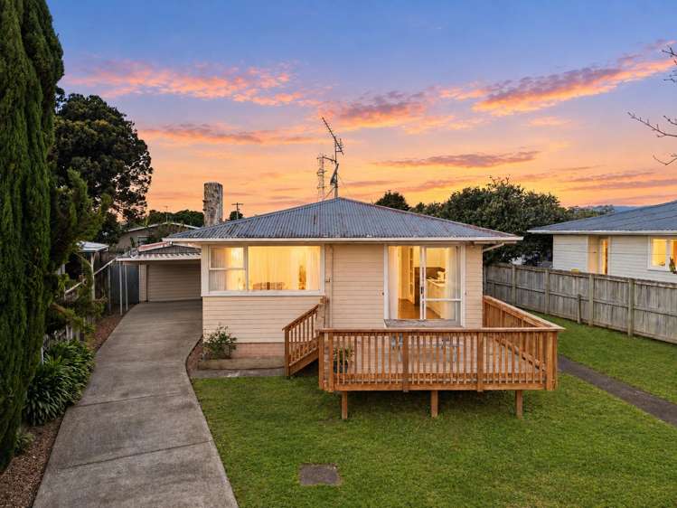 39 Clayton Avenue Otara_2