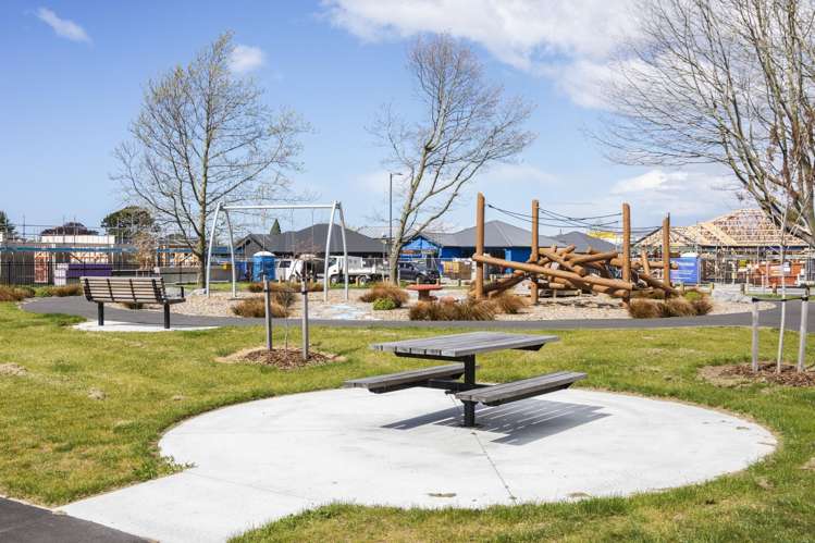 3/8 Akoranga Place Hornby_13