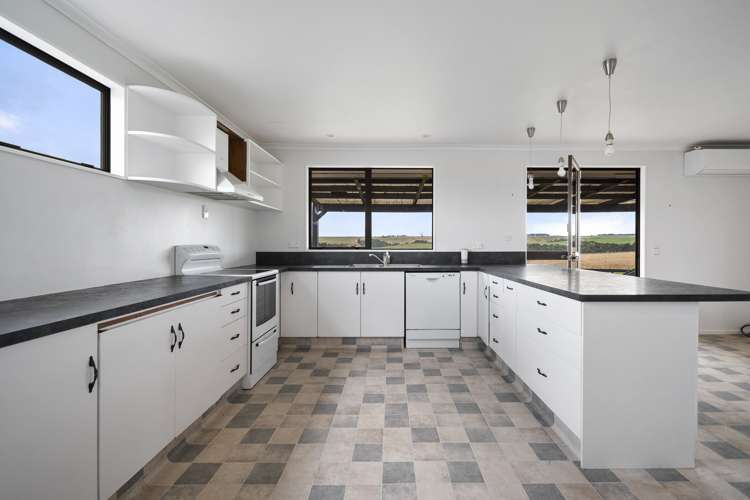 2346 Makino Road Halcombe_7