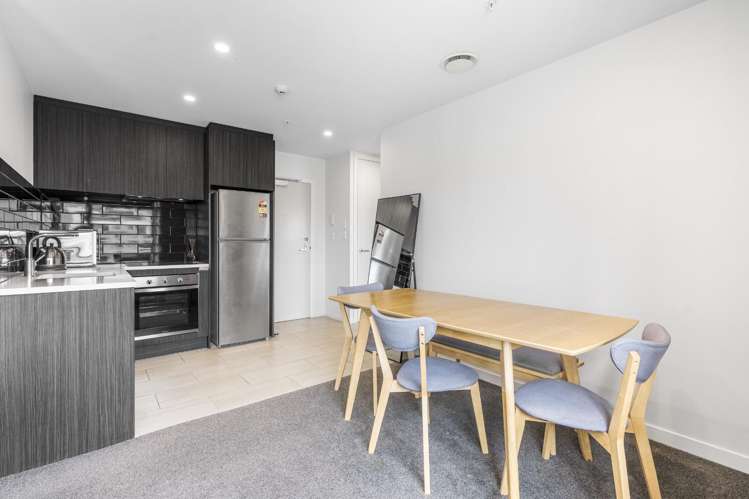 1404/7 Scotia Place Auckland Central_4