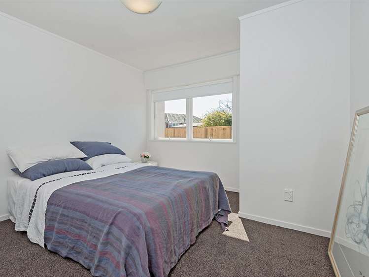 2/8 Paul Place Pakuranga_5