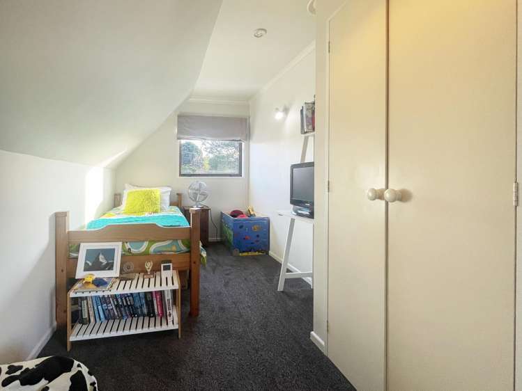 16a Riverview Street Beckenham_12