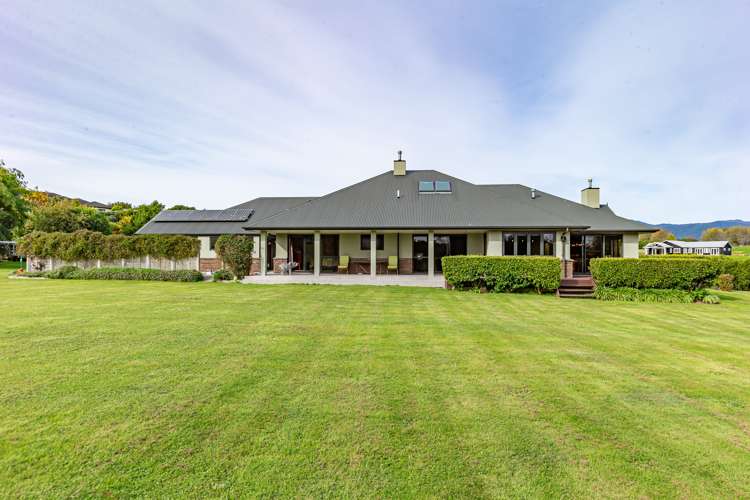 22 Waipuna Grove Levin_18