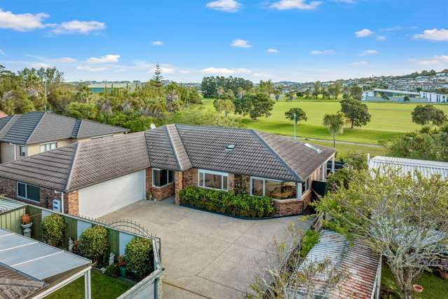 232a Centreway Road Orewa_1