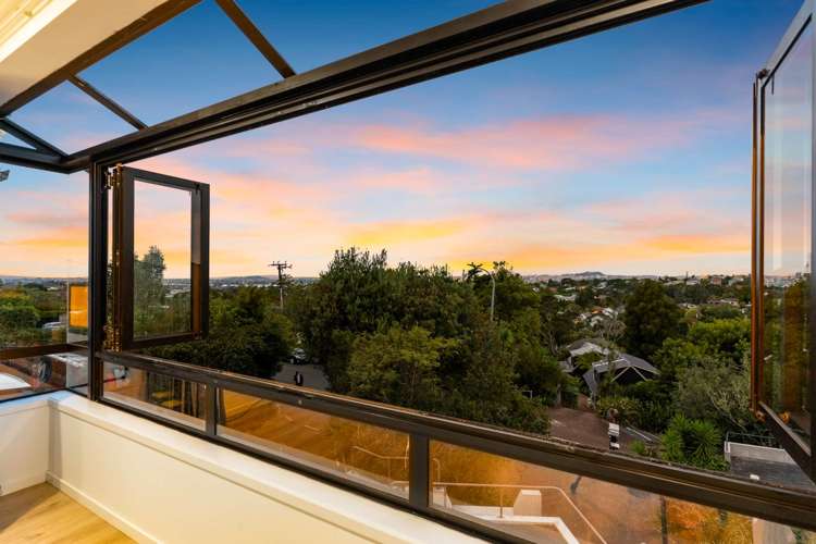 2/8 City View Terrace Birkenhead_24