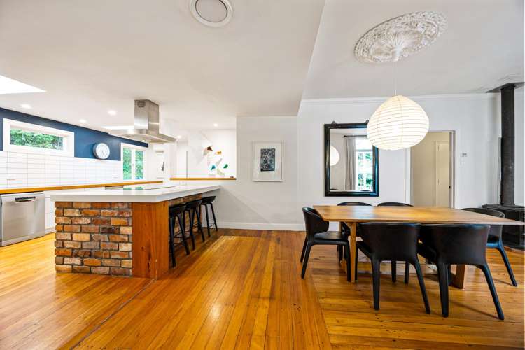 1-9 Deirdre Place Titirangi_13