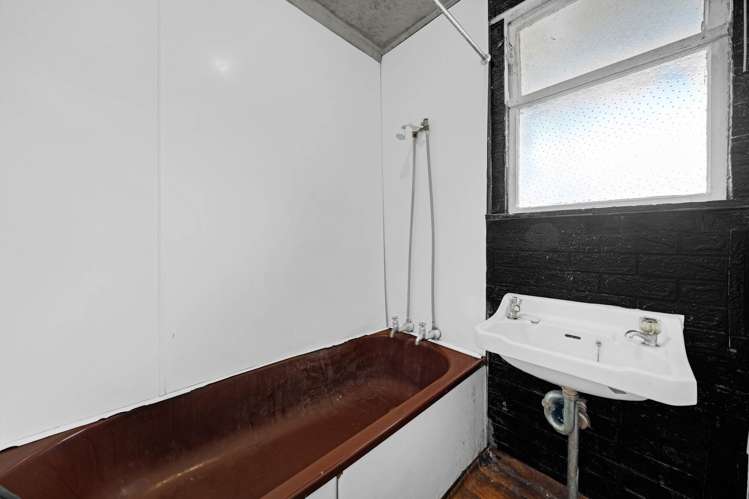 167 Preston Road Otara_15