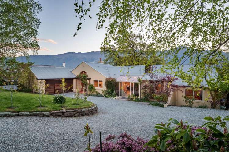 30 Beacon Point Road Wanaka_23