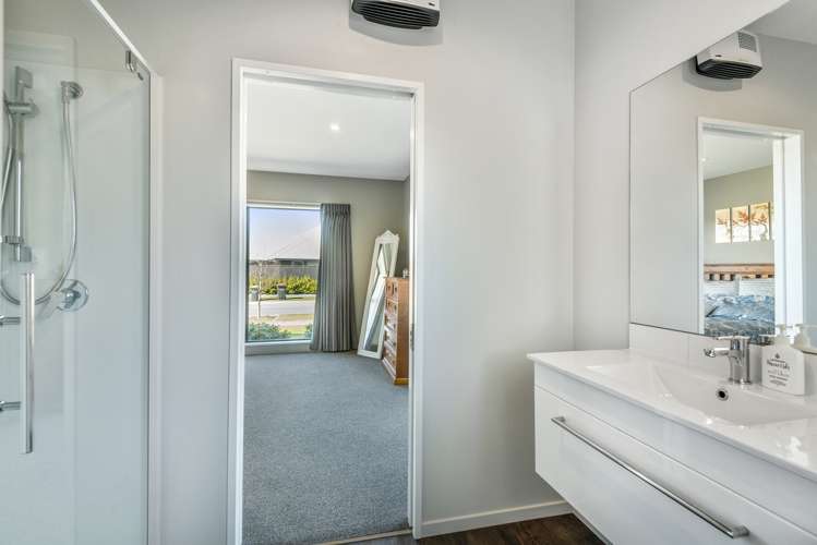 4 Keith Street Wigram_15