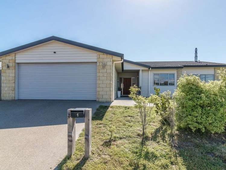 1 Telford Way Raumati Beach_0