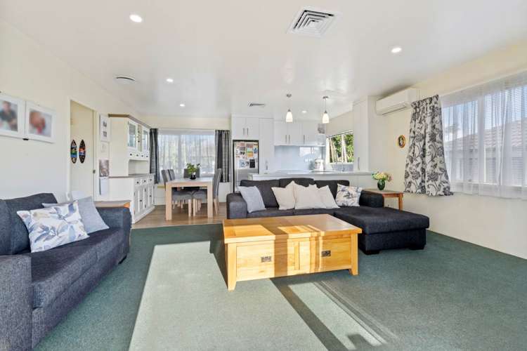 1/10 Kopara Place Clendon Park_3