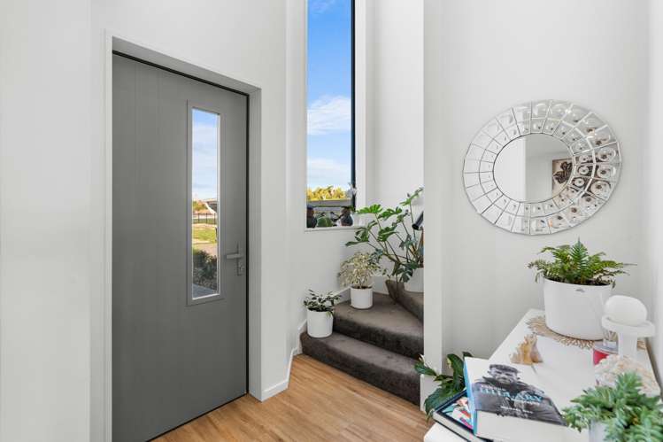16 Naduru Lane Wigram_9