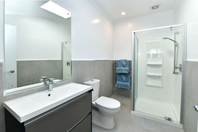 5 Couldrey Crescent Red Beach_11
