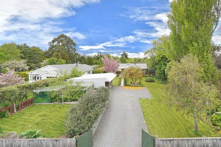 1659 Cust Road Cust_16