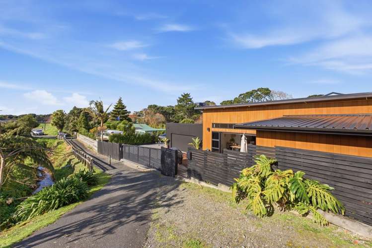15 Lawry Street Blagdon_28