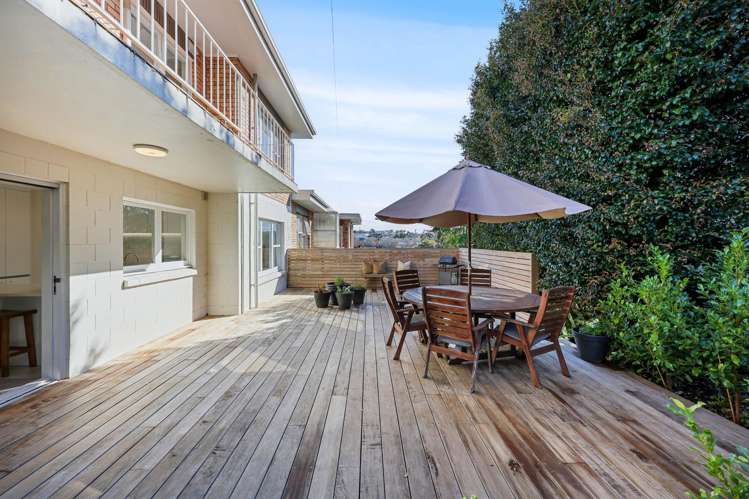 2/120 Orakei Road Remuera_15