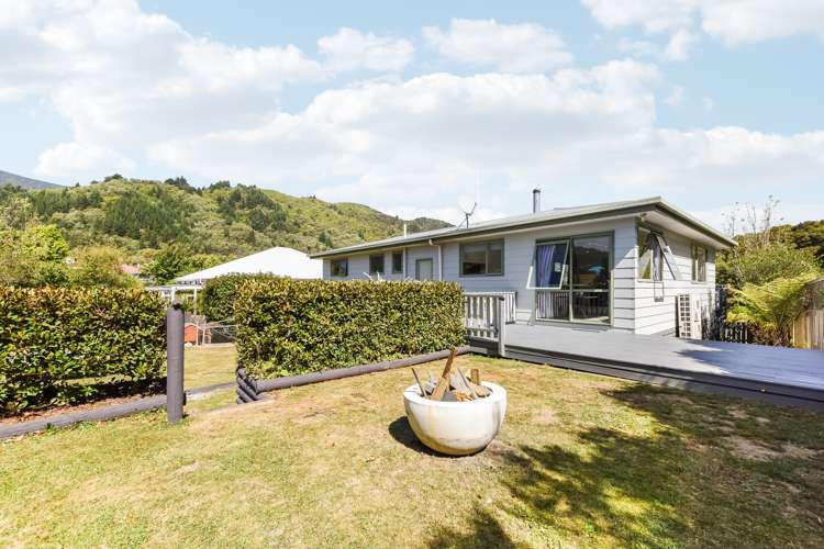 8 Victoria Close Picton_9