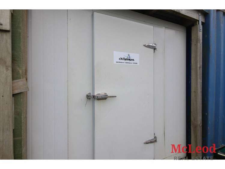 1742 Grahams Road Eiffelton_16