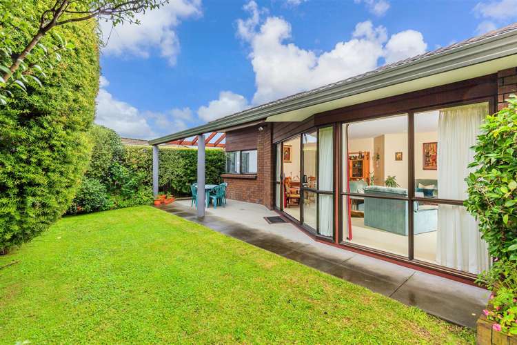 2a Marama Street Castor Bay_13