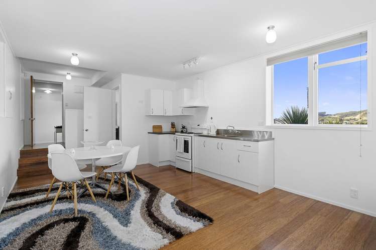 11 Fyvie Avenue Tawa_8