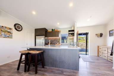 75 Pourerere Road_4